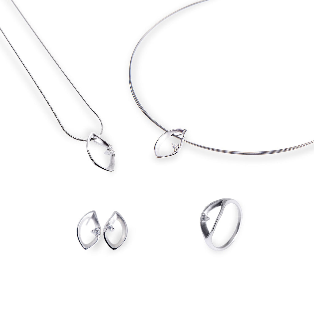 Sterling silver teardrop stud earrings with crystal stone – elegant Blue Oyster design for women