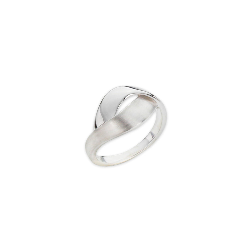 Silver leaf ring – minimalist sterling silver women’s ring with modern design